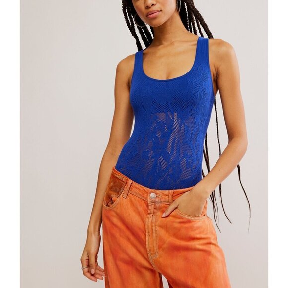 🆕 FREE PEOPLE Cutout Plunge Textured Bodysuit / Limoges - Picture 1 of 11